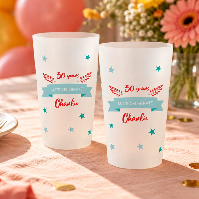 Personalised ECO 30 cups for birthday in an event setting